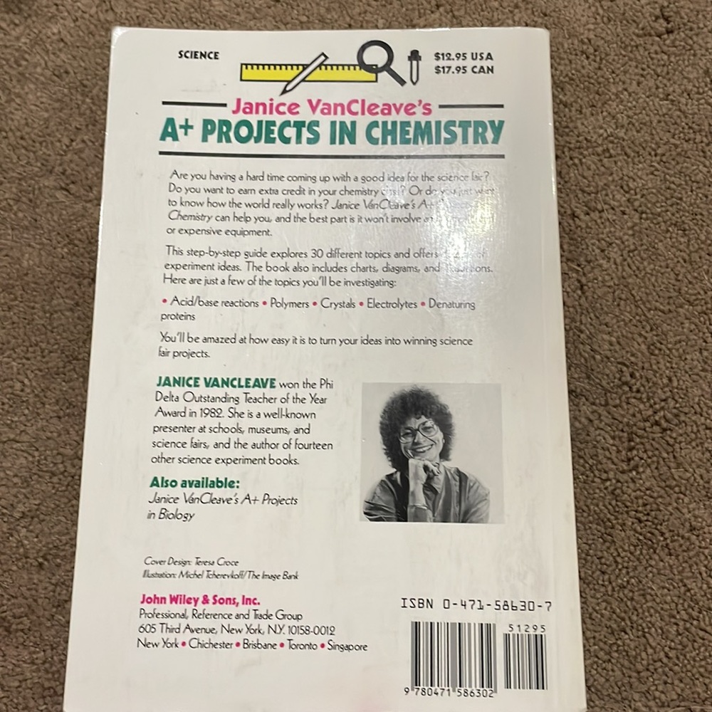 Book - Science - Picture 2 of 4
